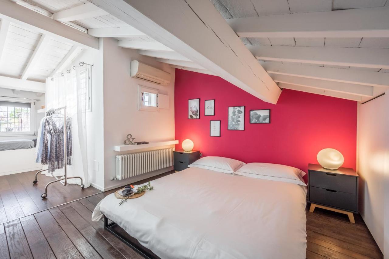 Emilia Suite Urban Modena Bagian luar foto